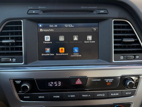 Used 2017 Hyundai Sonata Limited image 4