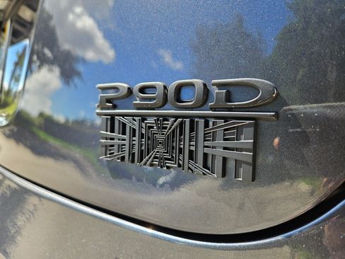 Used 2016 Tesla Model S P90D image 10