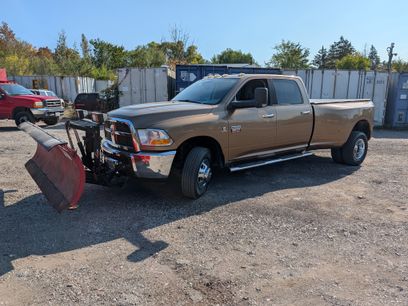 Used 2012 RAM 3500 SLT w/ Max Tow Pkg