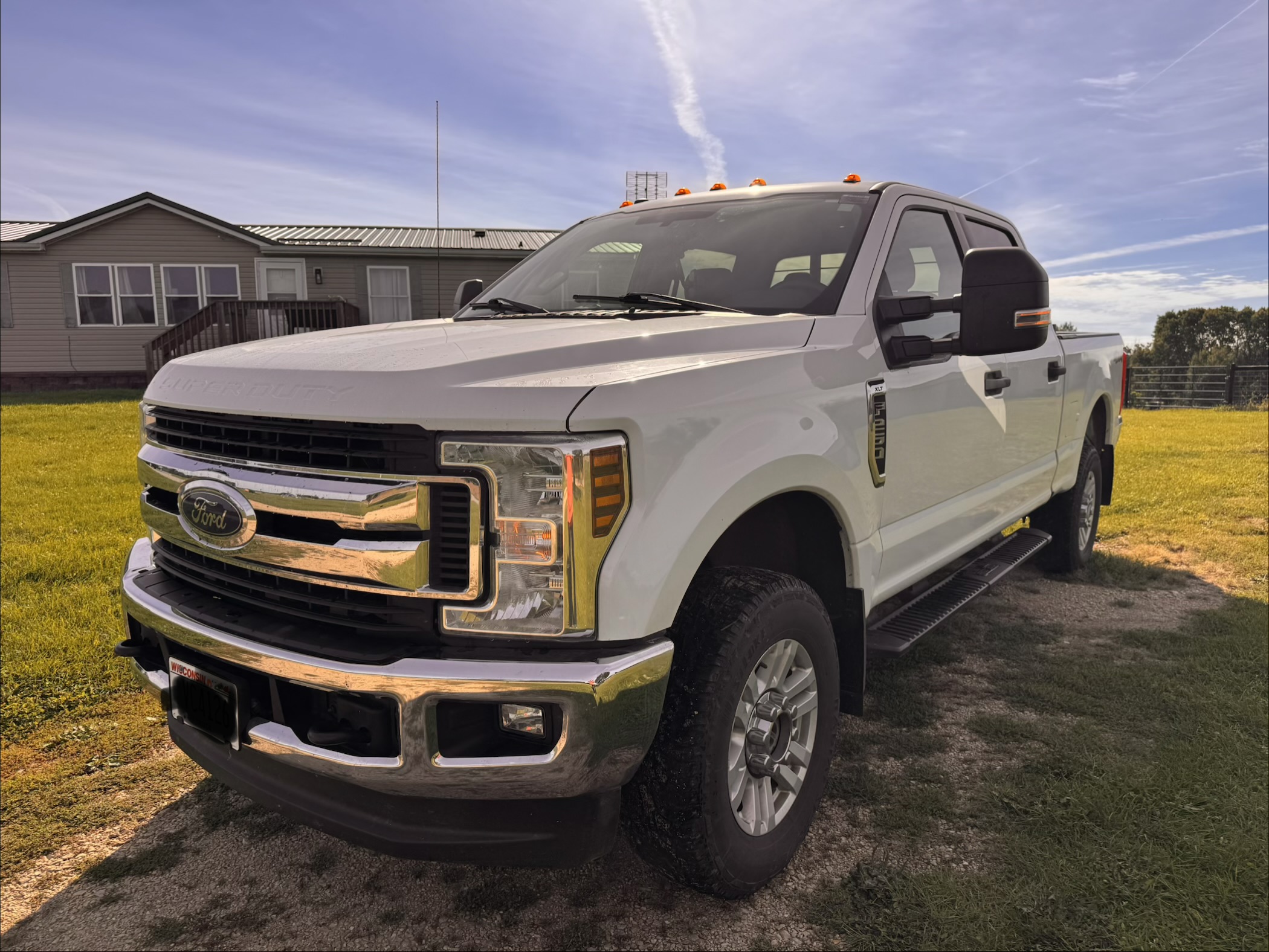 Used 2019 Ford F250 XLT w/ XLT Value Package AWD/4WD image 14