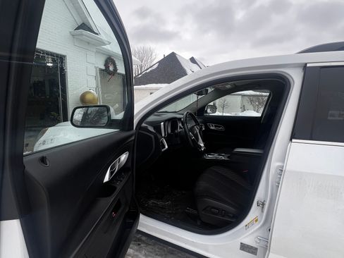 Used 2016 Chevrolet Equinox LT w/ Convenience Package image 5