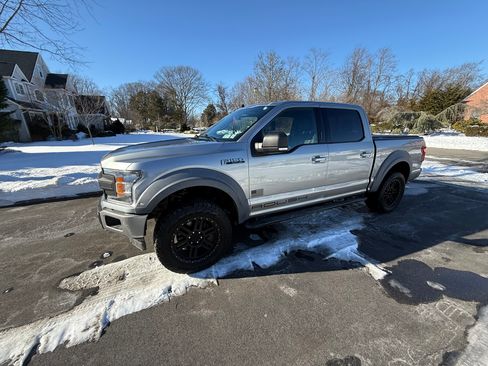 Used 2020 Ford F150 XLT w/ Equipment Group 302A Luxury image 6