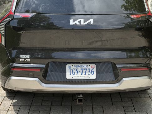 Used 2024 Kia EV9 Land AWD/4WD image 8