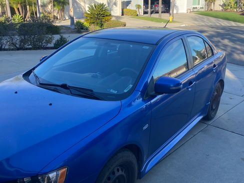 Used 2015 Mitsubishi Lancer ES image 2