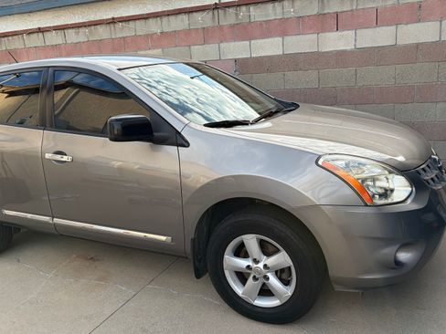 Used 2012 Nissan Rogue S w/ Special Edition Pkg FWD image 9
