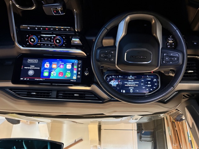 Used 2023 GMC Sierra 1500 Denali AWD/4WD image 11