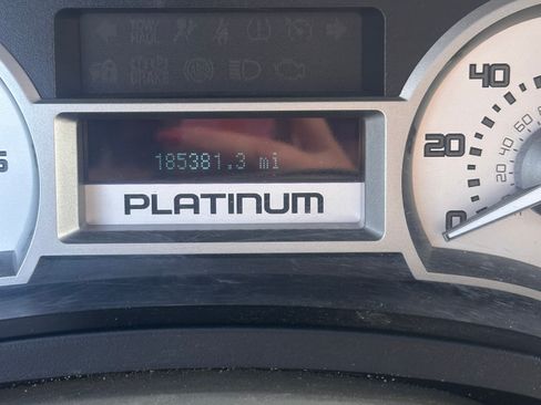 Used 2009 Ford F150 Platinum image 2