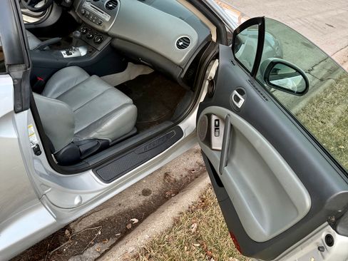 Used 2007 Mitsubishi Eclipse SE image 9