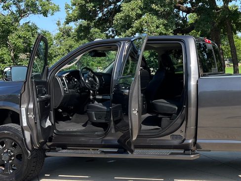 Used 2018 RAM 2500 Lone Star w/ Sport Appearance Group AWD/4WD image 18