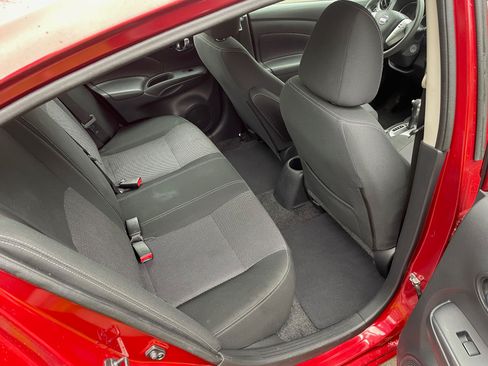 Used 2018 Nissan Versa SV image 23