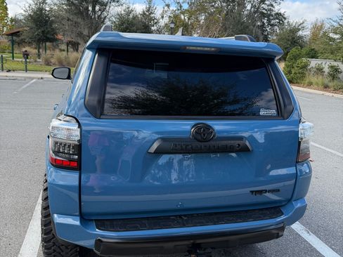 Used 2018 Toyota 4Runner TRD Pro AWD/4WD image 5