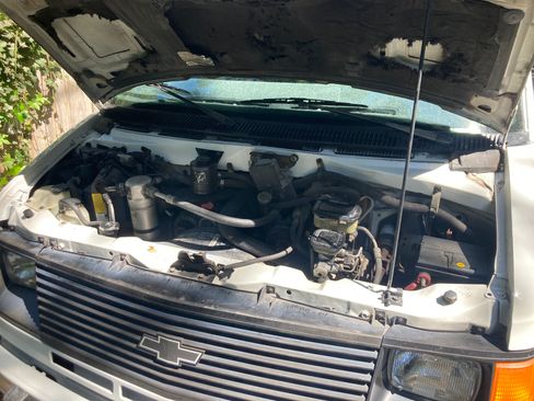 Used 1994 Chevrolet Astro Passenger image 4