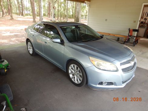 Used 2013 Chevrolet Malibu LT FWD image 4