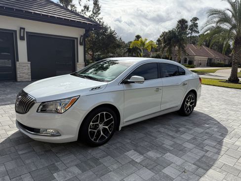 Used 2016 Buick LaCrosse Sport Touring w/ Experience Buick Package image 8