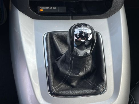 Used 2007 Saturn Sky w/ Premium Trim Pkg image 27