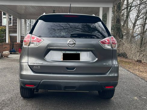Used 2015 Nissan Rogue SV image 5