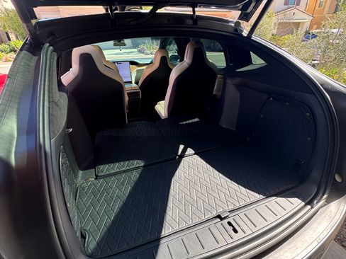 Used 2019 Tesla Model X Long Range image 12