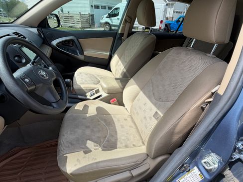 Used 2012 Toyota RAV4 FWD w/ Value Pkg image 12