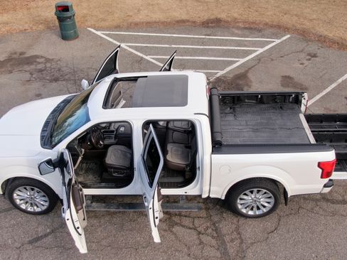 Used 2019 Ford F150 Limited w/ Trailer Tow Package image 10