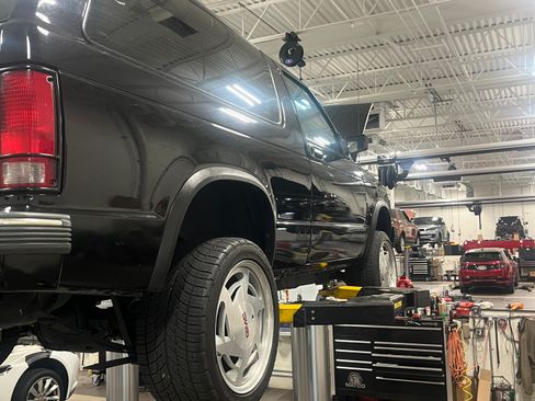 Used 1992 GMC Jimmy AWD/4WD image 8