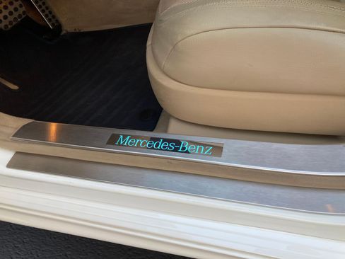 Used 2013 Mercedes-Benz S 550 4MATIC image 13