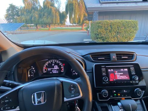 Used 2018 Honda CR-V LX image 6