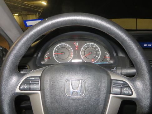 Used 2012 Honda Accord LX image 13