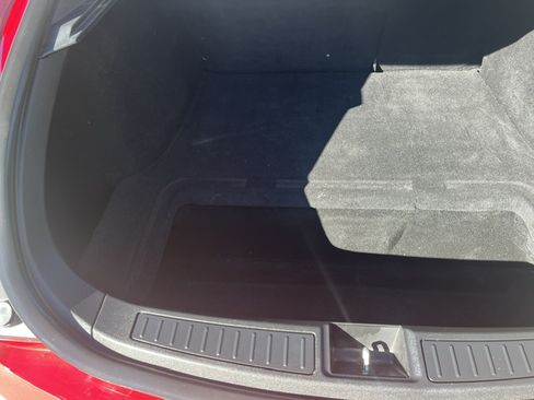 Used 2015 Tesla Model S 85D image 16