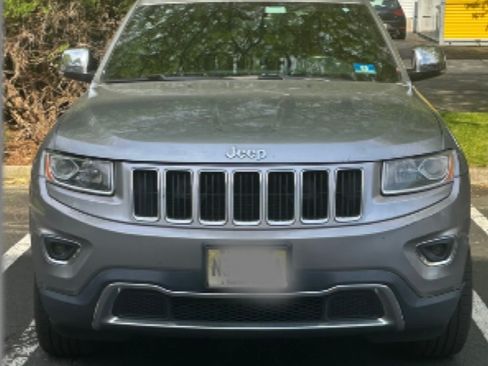 Used 2016 Jeep Grand Cherokee Limited AWD/4WD image 1