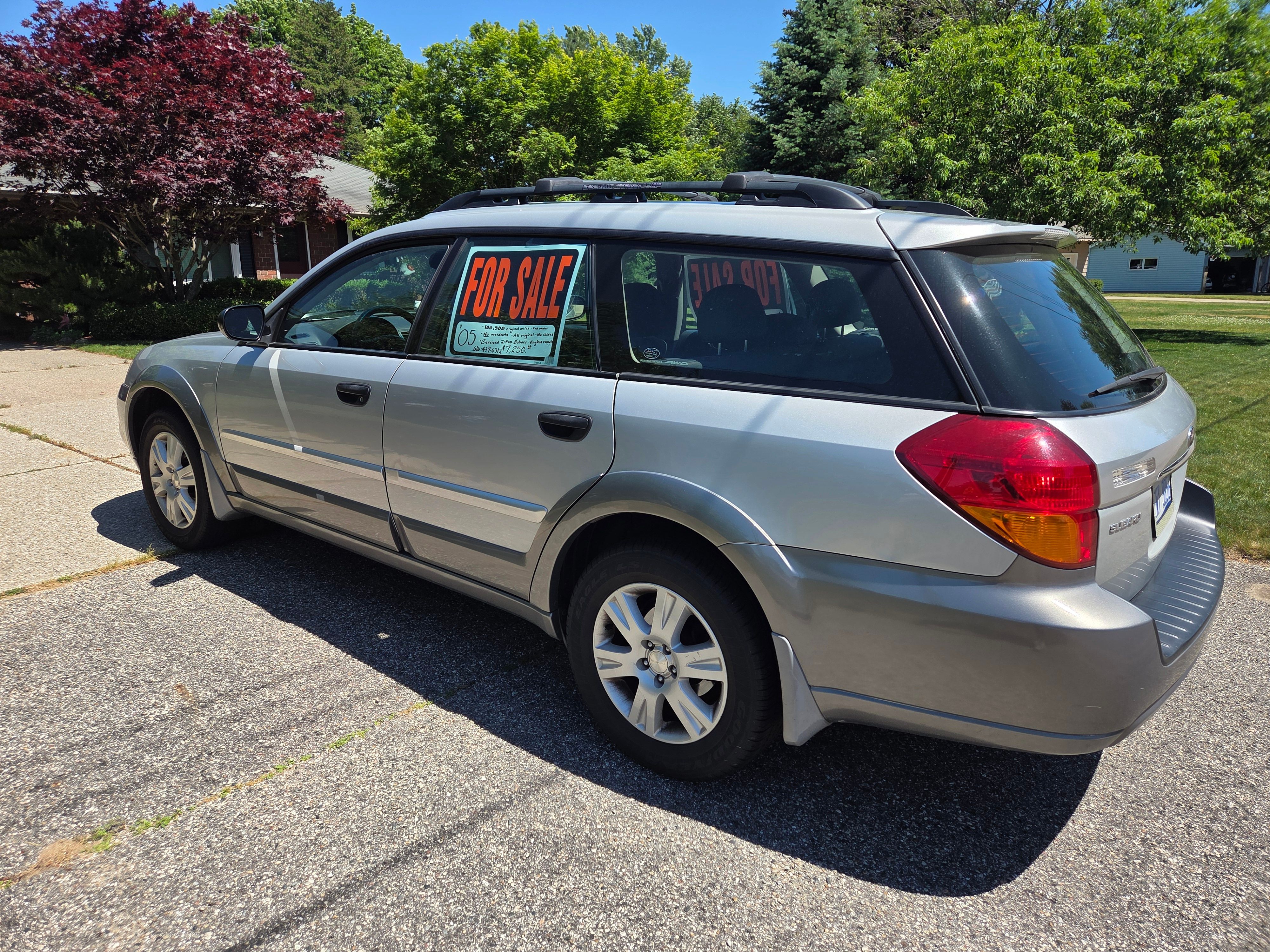 Used 2005 Subaru Outback 2.5i AWD/4WD image 8