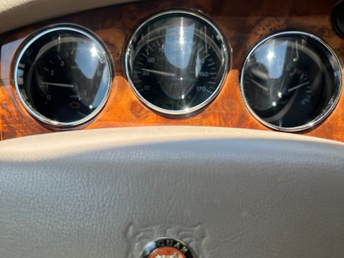 Used 2002 Jaguar XK8 Convertible image 13
