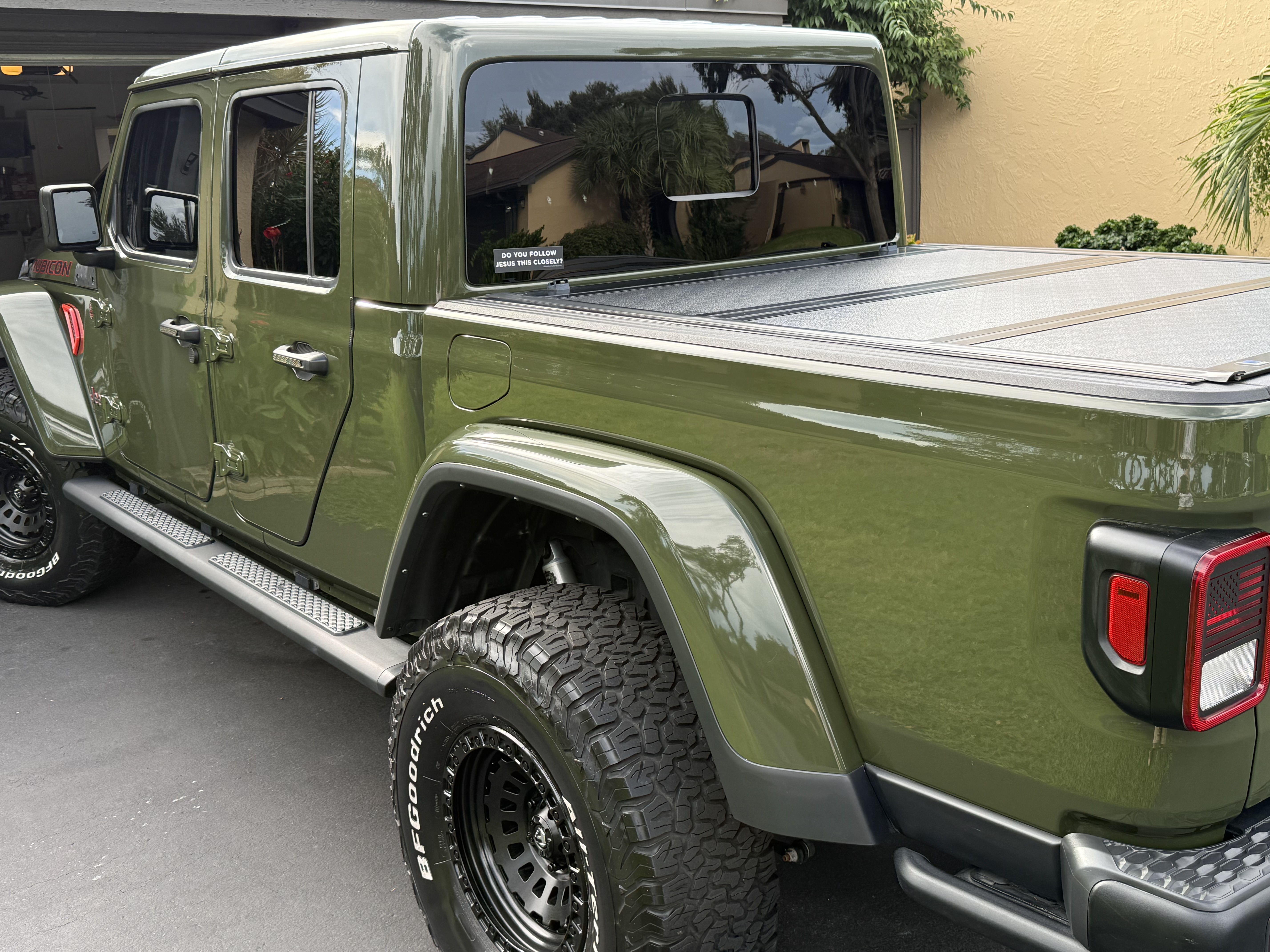 Used 2021 Jeep Gladiator Rubicon AWD/4WD image 5
