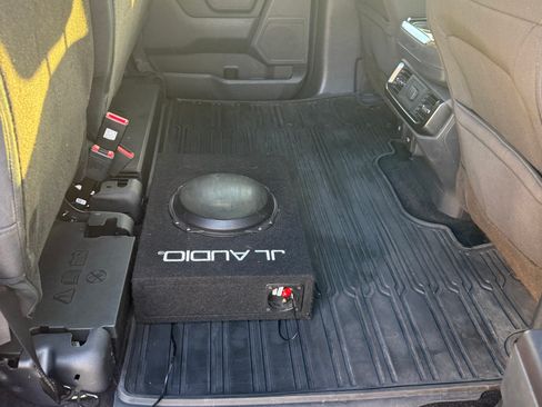 Used 2022 Ford F150 XLT w/ Equipment Group 302A High image 16