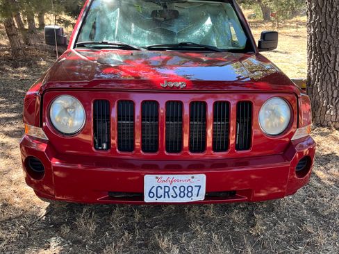Used 2008 Jeep Patriot Sport image 1