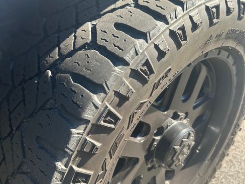 Used 2012 RAM 2500 Laramie w/ HD Snow Plow Prep Group image 9