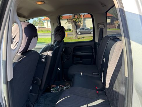 Used 2002 Dodge Ram 1500 Truck 2WD Quad Cab image 11