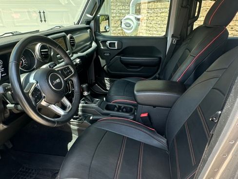 Used 2020 Jeep Gladiator Sport w/ Quick Order Package 24S AWD/4WD image 6