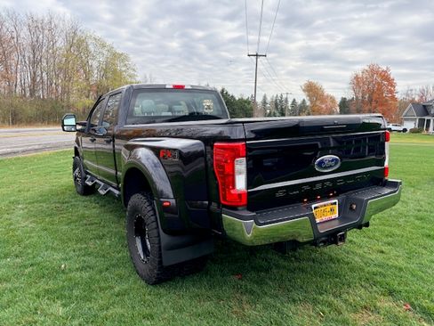 Used 2019 Ford F350 XL w/ Power Equipment Group image 4