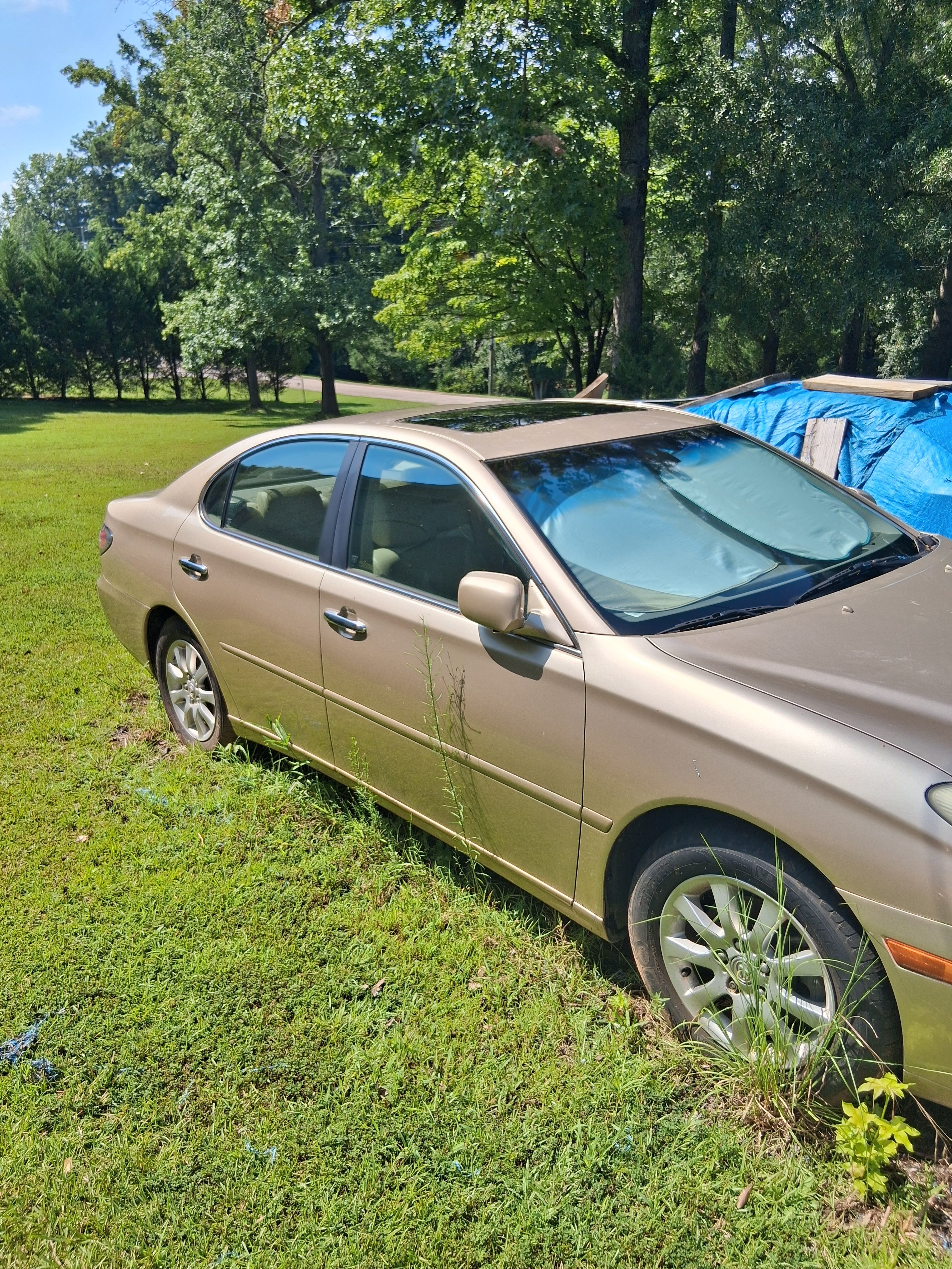Used 2003 Lexus ES 330 w/ Premium Pkg FWD image 8