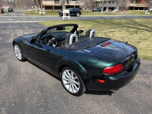 Used 2007 MAZDA MX-5 Miata Touring image 16