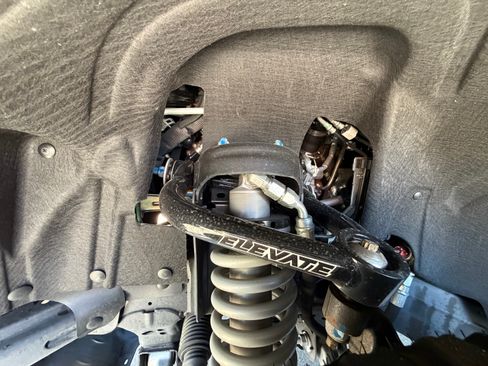 Used 2022 Ford Bronco Badlands AWD/4WD image 10