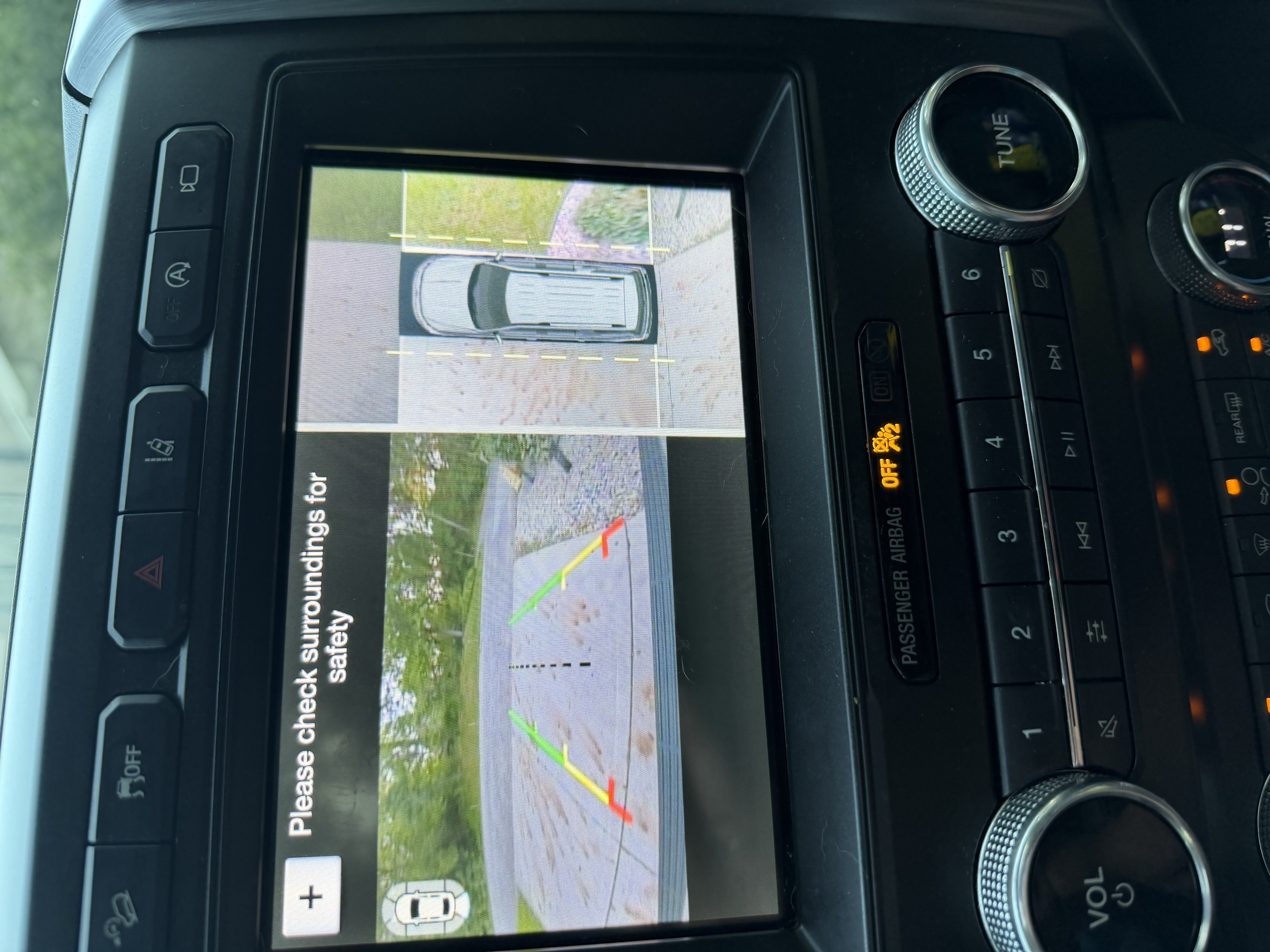 Used 2019 Ford Expedition Max Platinum AWD/4WD image 19