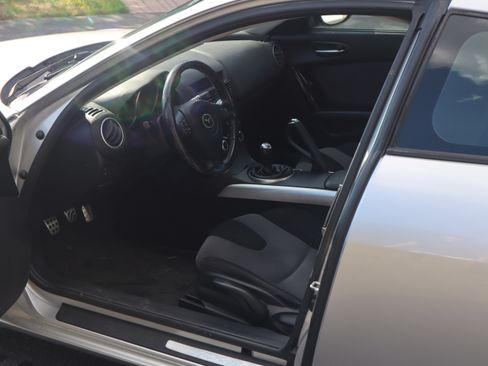 Used 2004 MAZDA RX-8 image 11