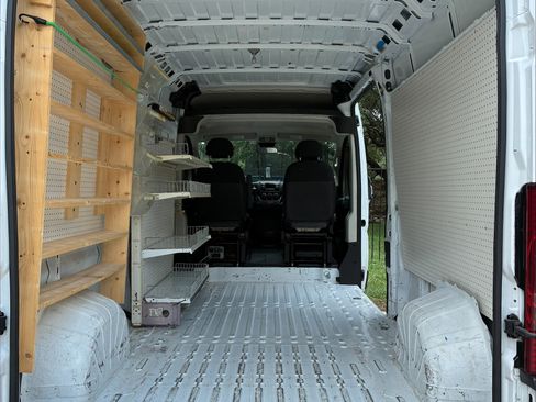 Used 2018 RAM ProMaster 2500 FWD image 5