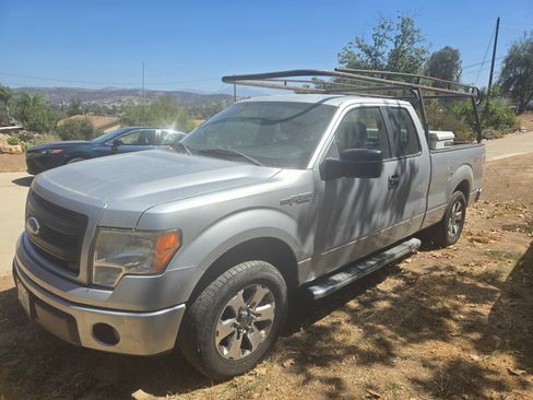 Used 2013 Ford F150 STX w/ Mid Equipment Group RWD image 3