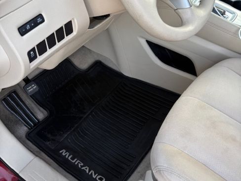 Used 2015 Nissan Murano S w/ Navigation Package image 16