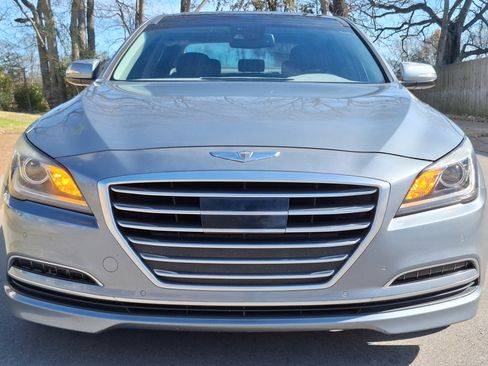 Used 2015 Hyundai Genesis 3.8 w/ Option Group 03 image 2