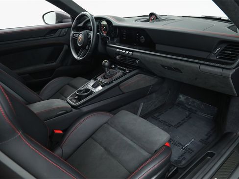 Used 2023 Porsche 911 GT3 image 4