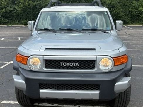 Used 2007 Toyota FJ Cruiser 4WD w/ Convenience Pkg image 4