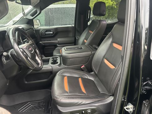 Used 2020 GMC Sierra 1500 AT4 w/ AT4 Preferred Package AWD/4WD image 22